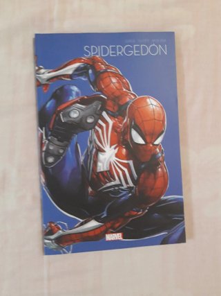 MARVEL 6 TOMOS. PERFECTO ESTADO. TÍTULOS EN FOTOS