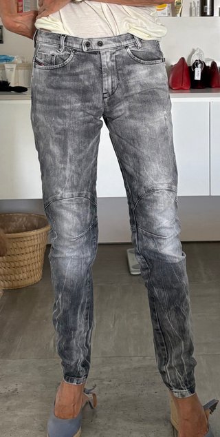 Pantalón vaquero gris mujer Diesel