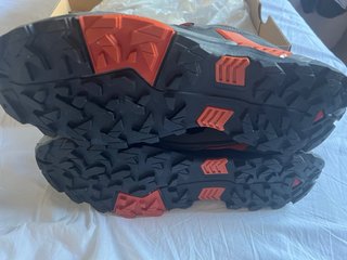 Zapatos Salomon X Ultra 5 GTX Montaña Negro/Rojo