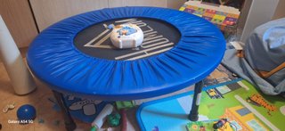 Mini trampolín infantil azul