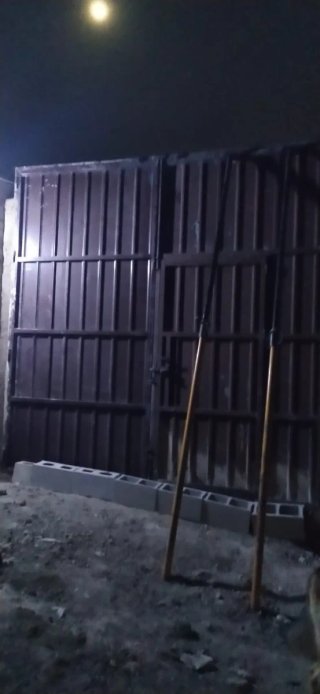 Puertas dobles para naves o garaje