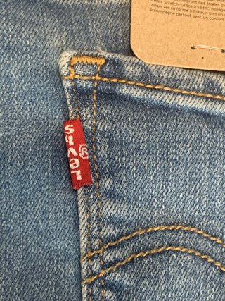 Levi's Classic Bootcut Talla 42 (W31 L32)