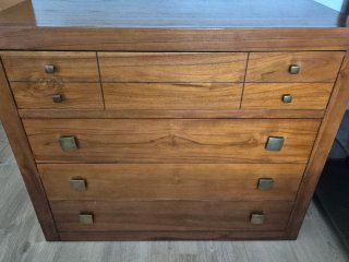 Dormitorio de madera maciza de teka