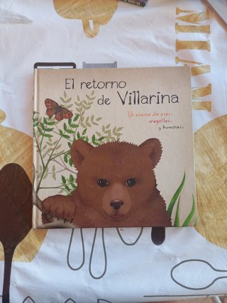 El retorno de Villarina un cuento de osos, urog...