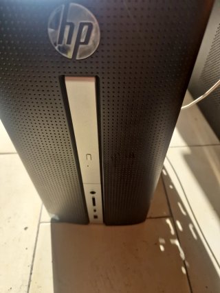 HP Pavilion i5 7400 16GB RAM 1TB HDD