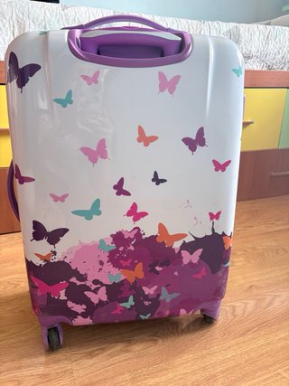 Maleta mediana con diseño de mariposas