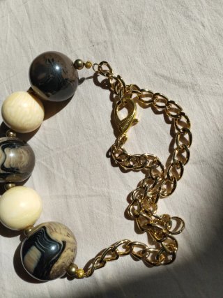Collana con 5 sfere e catena dorata