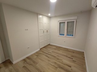 Piso en alquiler en Los Cármenes en Madrid