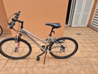Bicicleta Montaña/Paseo Aluminio 26. No envío.