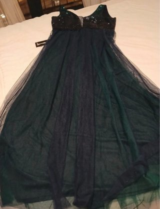 Vestido de fiesta tul, sin estrenar, verde y azul