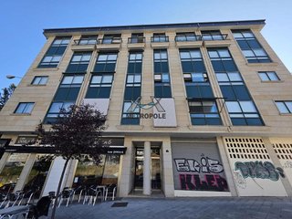 Local comercial en venta en Universidad en Ourense