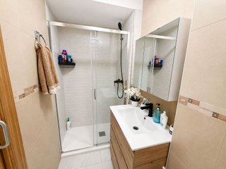 Local comercial en venta en Carolinas Bajas en Alicante