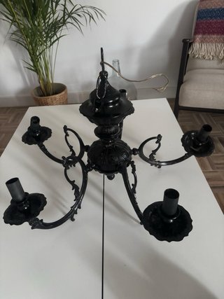 Lámpara de araña negra de metal
