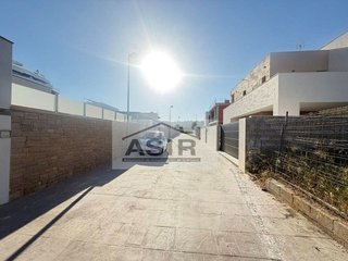 Terreno en venta en L'Alquenència en Alzira