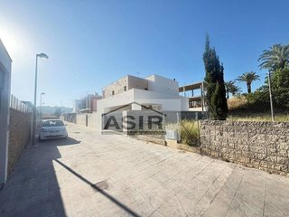Terreno en venta en L'Alquenència en Alzira