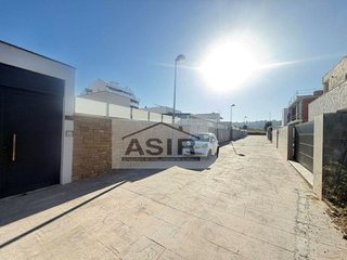 Terreno en venta en L'Alquenència en Alzira
