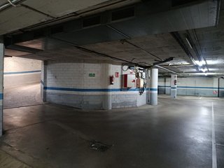 Garaje en venta en Eixample Sud – Migdia en Girona
