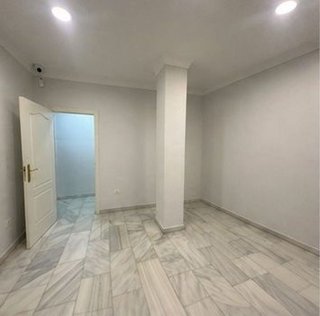 Local comercial en alquiler en El Bajondillo en Torremolinos