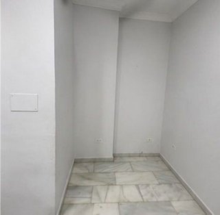 Local comercial en alquiler en El Bajondillo en Torremolinos
