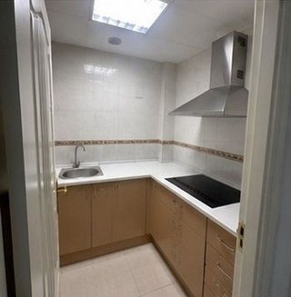 Local comercial en alquiler en El Bajondillo en Torremolinos