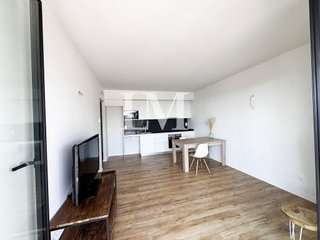 Piso en alquiler en La Marina del Prat Vermell en Barcelona