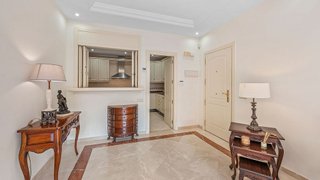 Piso en alquiler en Romana Playa en Marbella