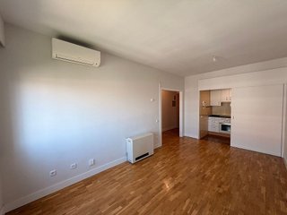 Piso en alquiler en Castillejos en Madrid