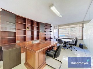 Oficina en venta en Mercado en Alicante