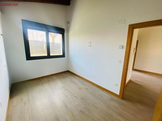 Chalet en venta en Haro