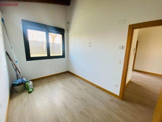 Chalet en venta en Haro