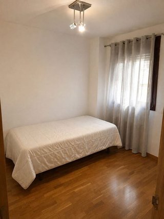 Piso en alquiler en Bola de Oro - Serrallo en Granada