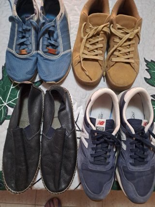 Zapatos Negros y Azules