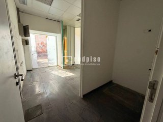 Local comercial en alquiler en La Malva-rosa en Valencia