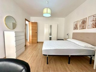 Piso en alquiler en Barrio Alto - San Félix - Oliveros - Altamira en Almería