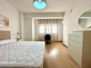 Piso en alquiler en Barrio Alto - San Félix - Oliveros - Altamira en Almería