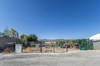 Terreno en venta en Pinos Puente