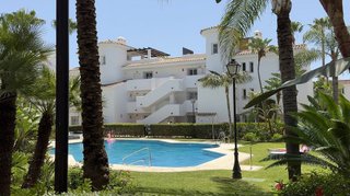 Piso en alquiler en La Dama de Noche-La Alzambra en Marbella