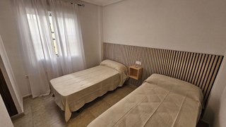 Casa adosada en alquiler en Altos - La Florida en Orihuela