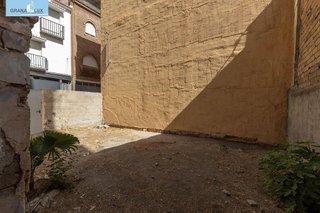 Terreno en venta en Barrio de Zaidín en Granada