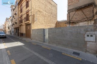 Terreno en venta en Barrio de Zaidín en Granada