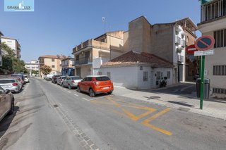 Terreno en venta en Barrio de Zaidín en Granada