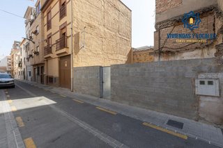 Terreno en venta en Barrio de Zaidín en Granada