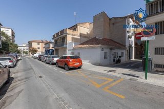 Terreno en venta en Barrio de Zaidín en Granada