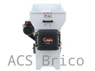 Despalilladora Chapa de Uva con Bomba - 2 HP - 2000 kg/h - 87x50 cm - Grifo