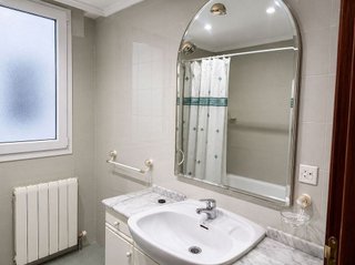 Piso en alquiler en Castilla - Hermida en Santander