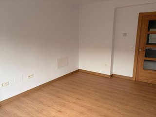 Piso en alquiler en La Vega - Oteruelo en León
