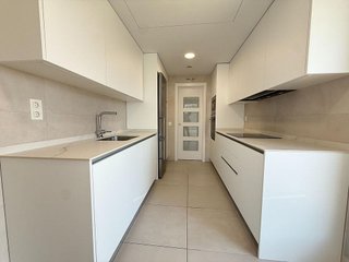 Piso en alquiler en Valdebebas - Valdefuentes en Madrid
