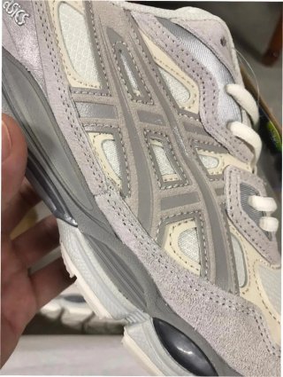 Asics Gel-NYC Talla 46 Beige/Gris