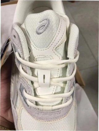 Asics Gel-NYC Talla 46 Beige/Gris