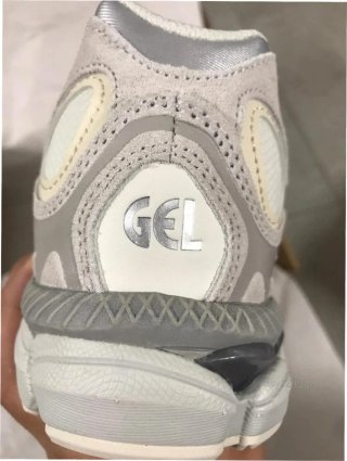 Asics Gel-NYC Talla 46 Beige/Gris